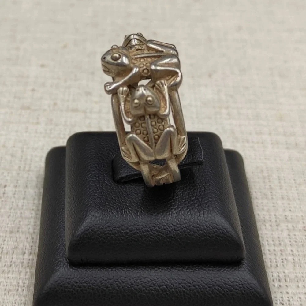 ANTIQUE Ring Silver Frog Size 10
